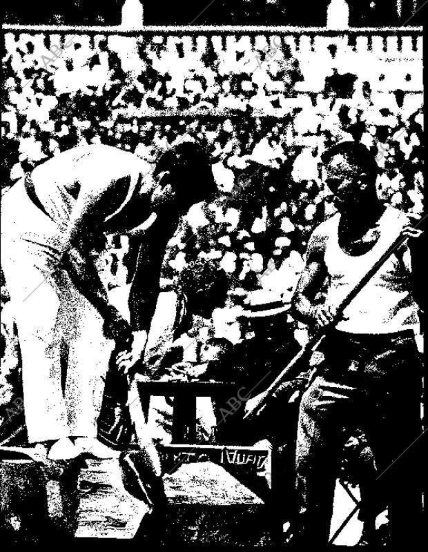 BLANCO Y NEGRO MADRID 24-07-1965 página 103